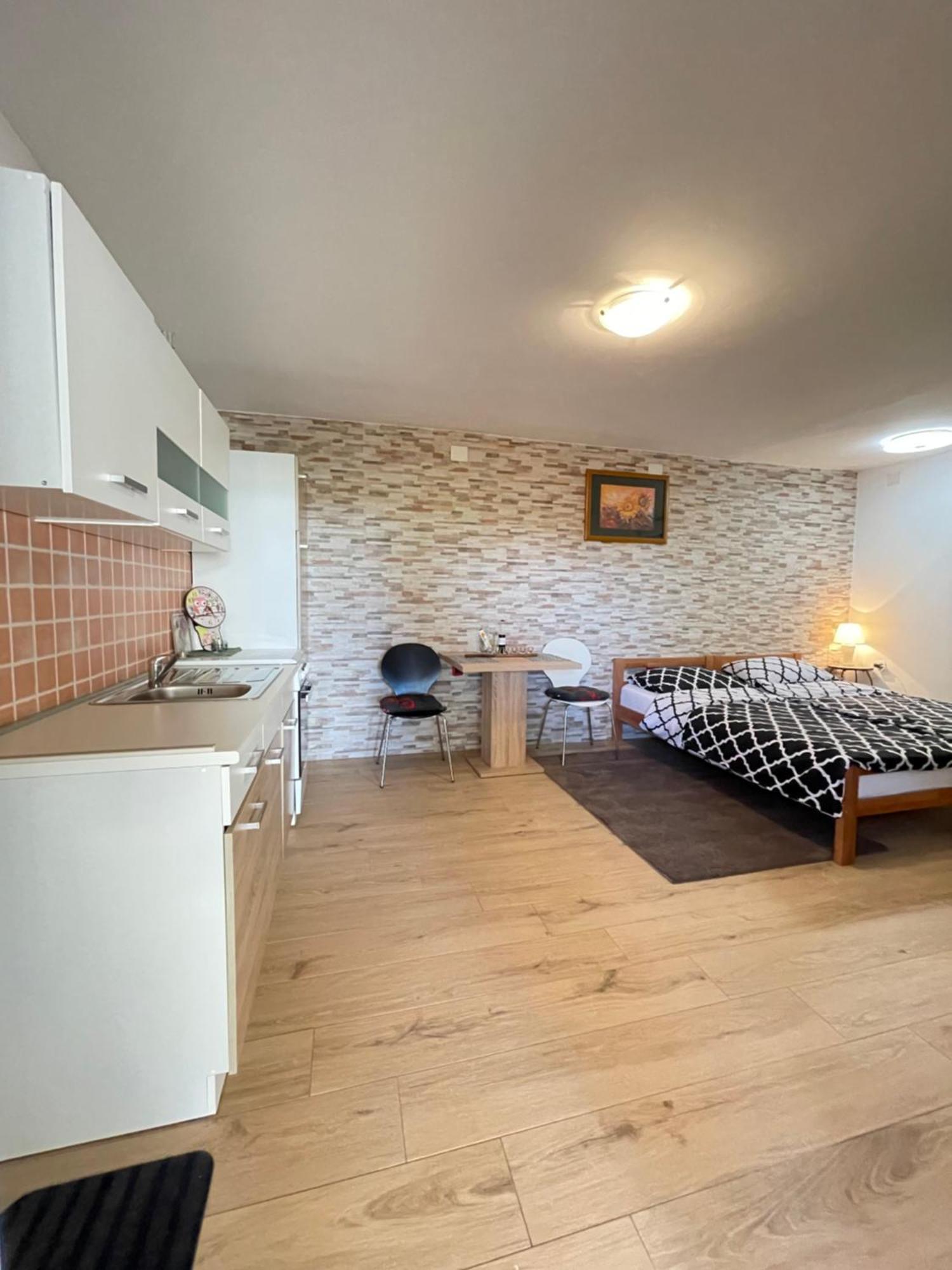 Apartment Mika Pula Exterior foto